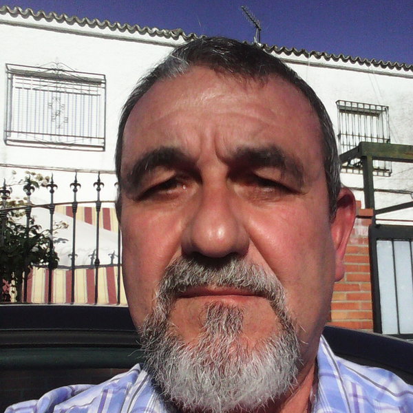José A. — 71 años